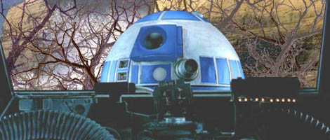 Nestled behind Luke, Artoo beeps in sympathetic response !